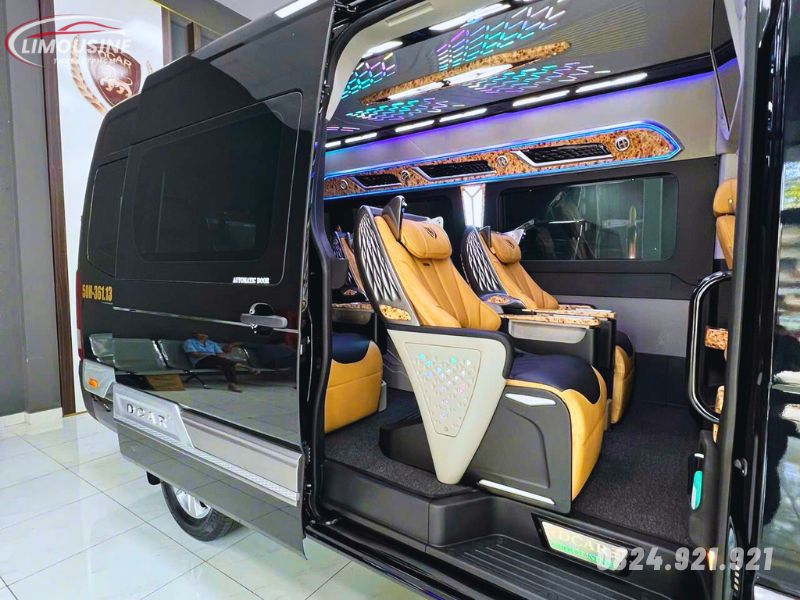 Xe limousine đa dạng chỗ ngồi, đáp ứng mọi nhu cầu