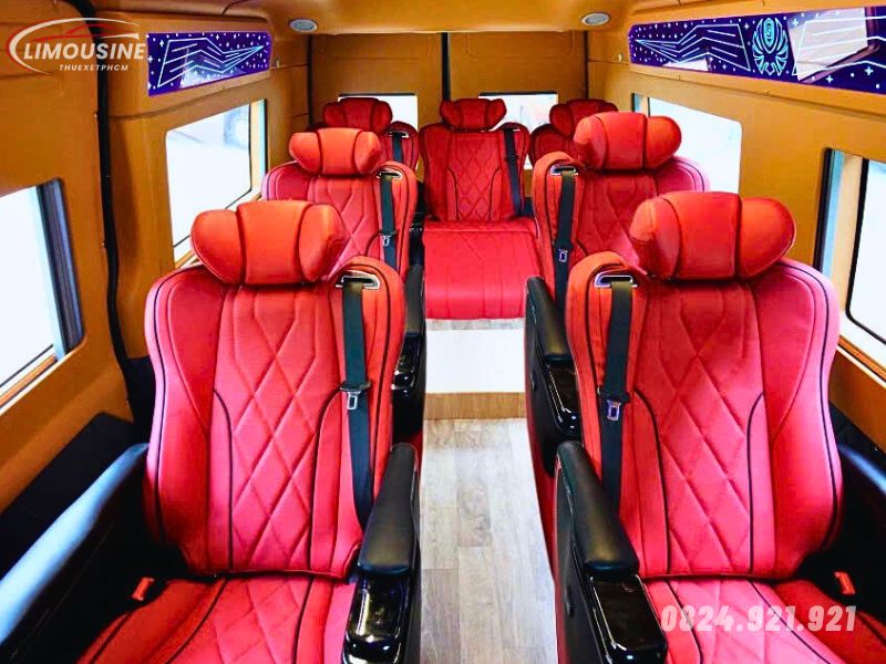 Thuê xe limousine TPHCM giá cả hợp lý kèm chất lượng cao