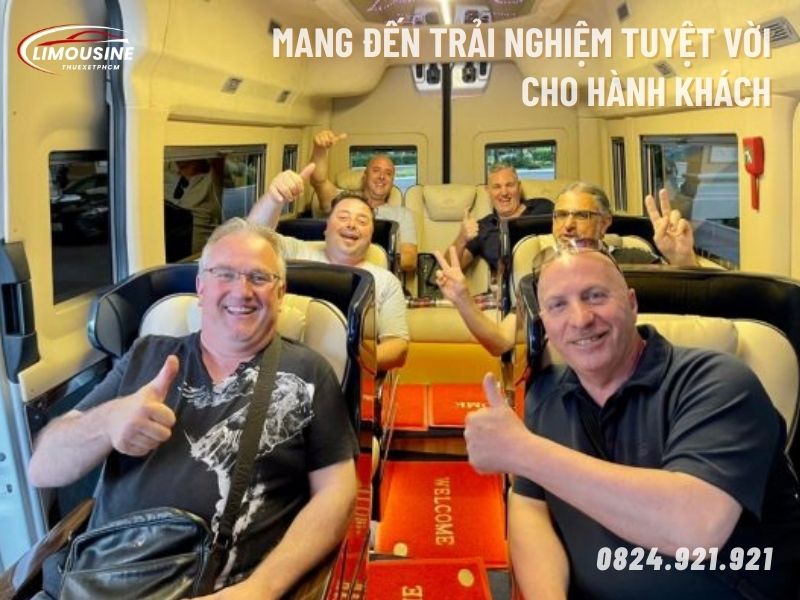 Thuê xe Limousine 16 chỗ tại Hồ Chí Minh 5